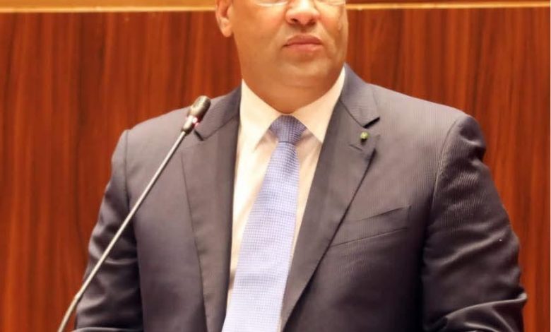 الوزير الأول: الأشغال في قناة “سكام” الزراعية تتقدم بوتيرة متسارعة ومن المتوقع اكتمالها نهاية سبتمبر