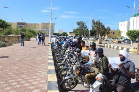بعد احتجاز دراجاتهم.. عاملون في التوصيل يطالبون بتوضيح الأسباب وإجراءات استعادتها