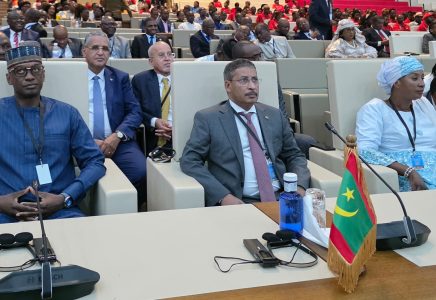 إدارة “آسكنا” ولجنة الوزراء يصادقان على اعتماد اللغة العربية كإحدى لغات الوكالة الرسمية