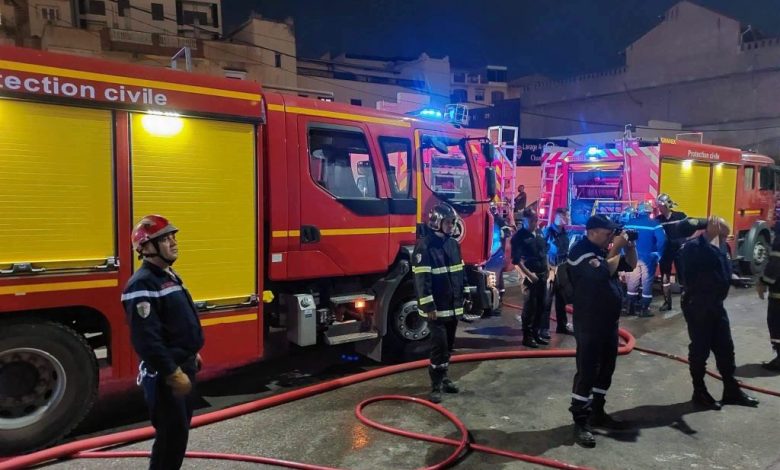 حريق في الجزائر يخلف 11 وفاة و19 مصاباً