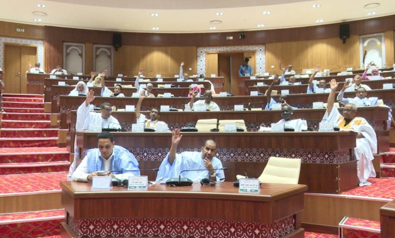 تتجاوز 140 مليار أوقية جديدة.. البرلمان يصادق على قانون المالية المعدل