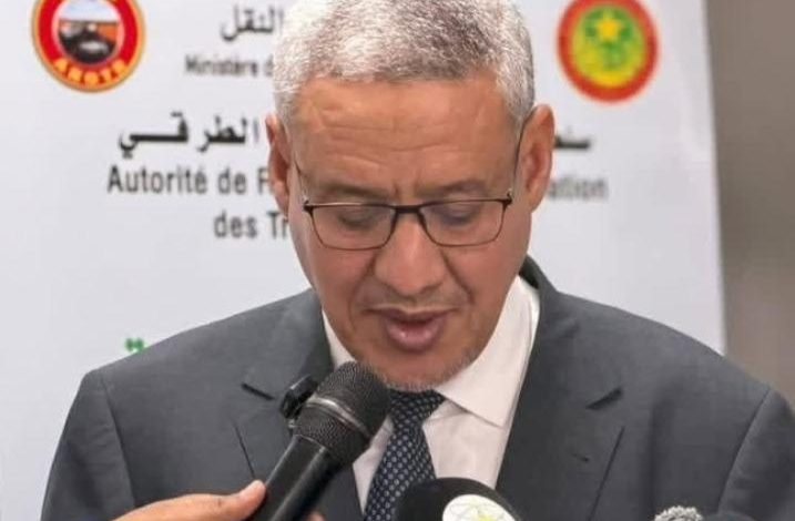 الحكومة تمهل شركات النقل 15 يوما لتسوية وضعيتها على التطبيقات الإلكترونية