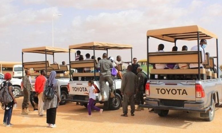 الحكومة تناقش إطلاق الحملة السياحية البيئية بمنتزه أوليگات
