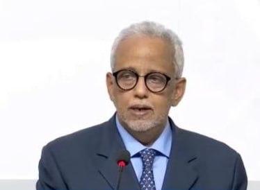 وزير الاقتصاد يتوجه إلى الدوحة