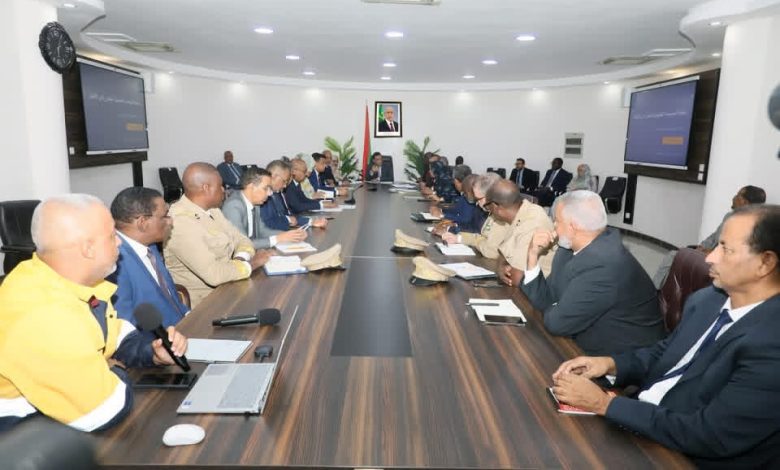 اللجنة الوزارة المكلفة بافتتاح العام الدراسي الجديد تجتمع تحت رئاسة الوزير الأول