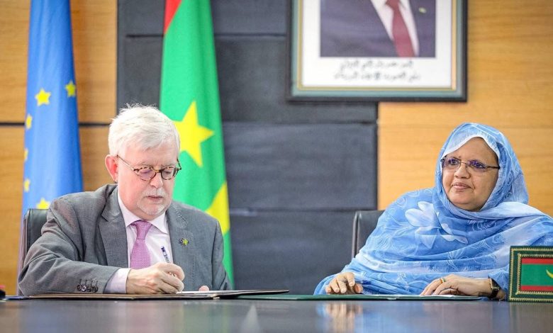 جهة نواكشوط والاتحاد الأوروبي يوقعان اتفاقية لتعزيز التنمية الحضرية بالأحياء الطرفية للعاصمة