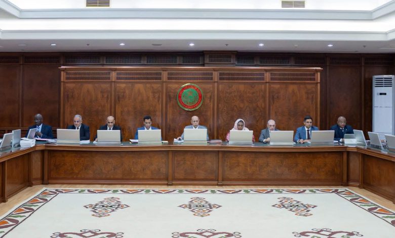 الحكومة تصادق على مشروع ميزانية 2027